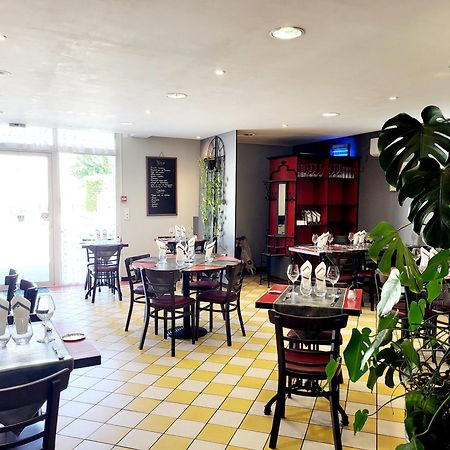 Auberge Des Lacs Bleus Clérac Buitenkant foto