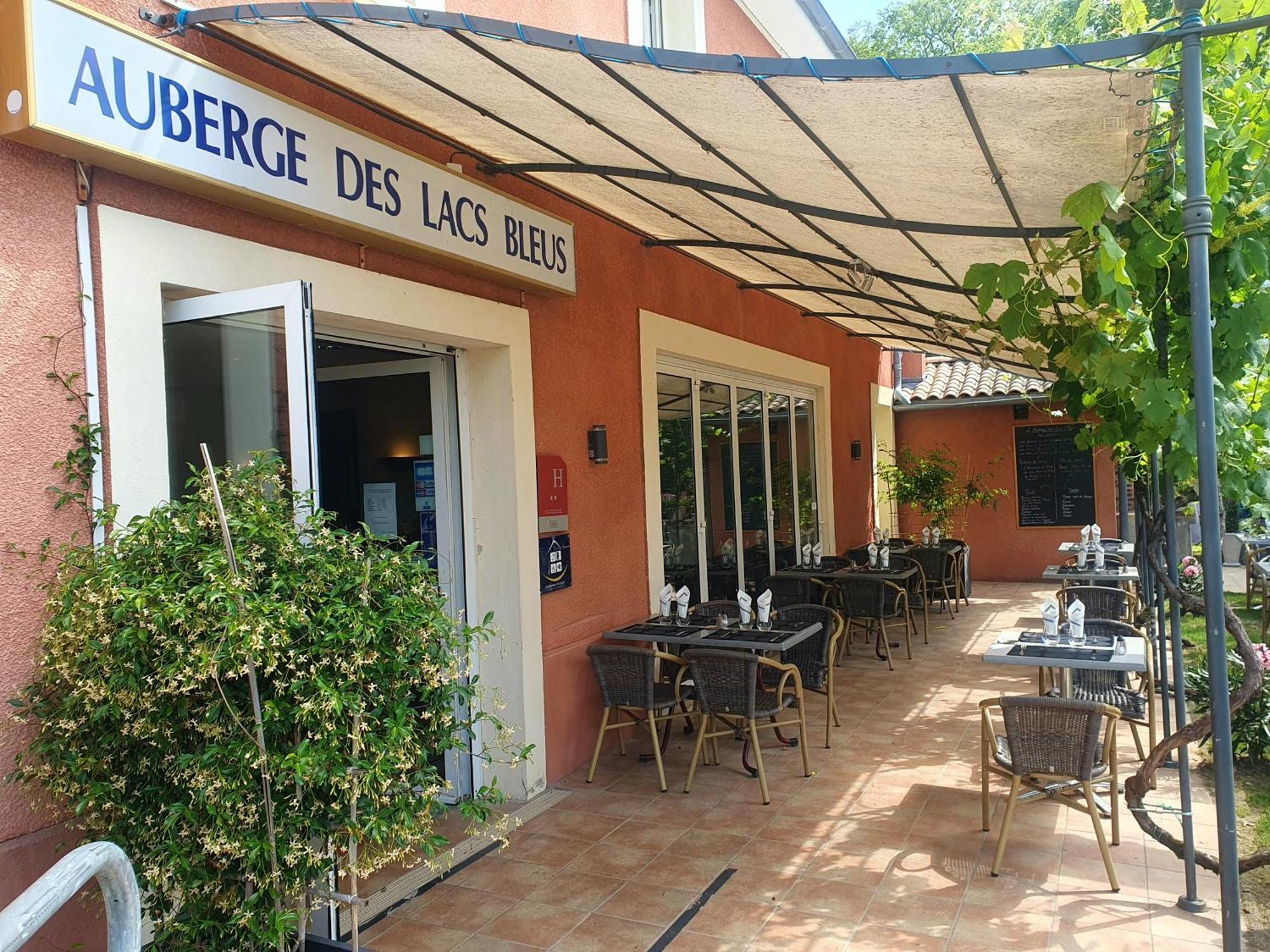 Auberge Des Lacs Bleus Clérac Buitenkant foto