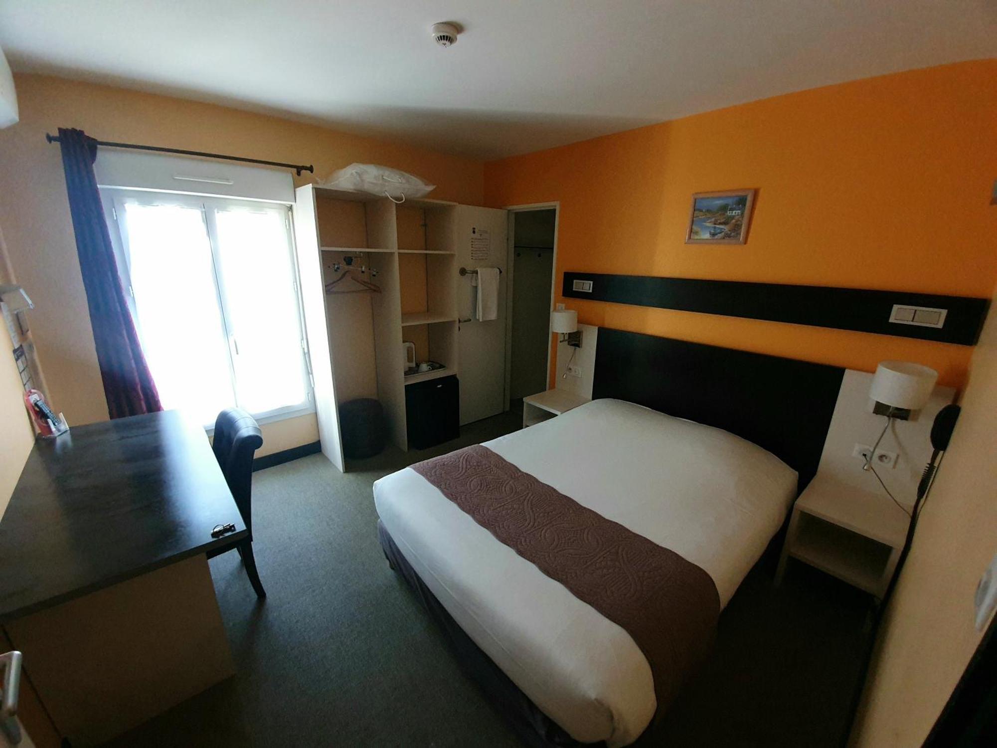 Auberge Des Lacs Bleus Clérac Kamer foto